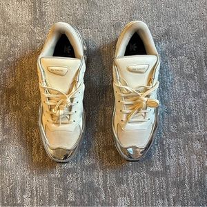Raf Simons x Ozweego 'Mirrored - Cream White/Silver Metallic EE79451 Size 11.5